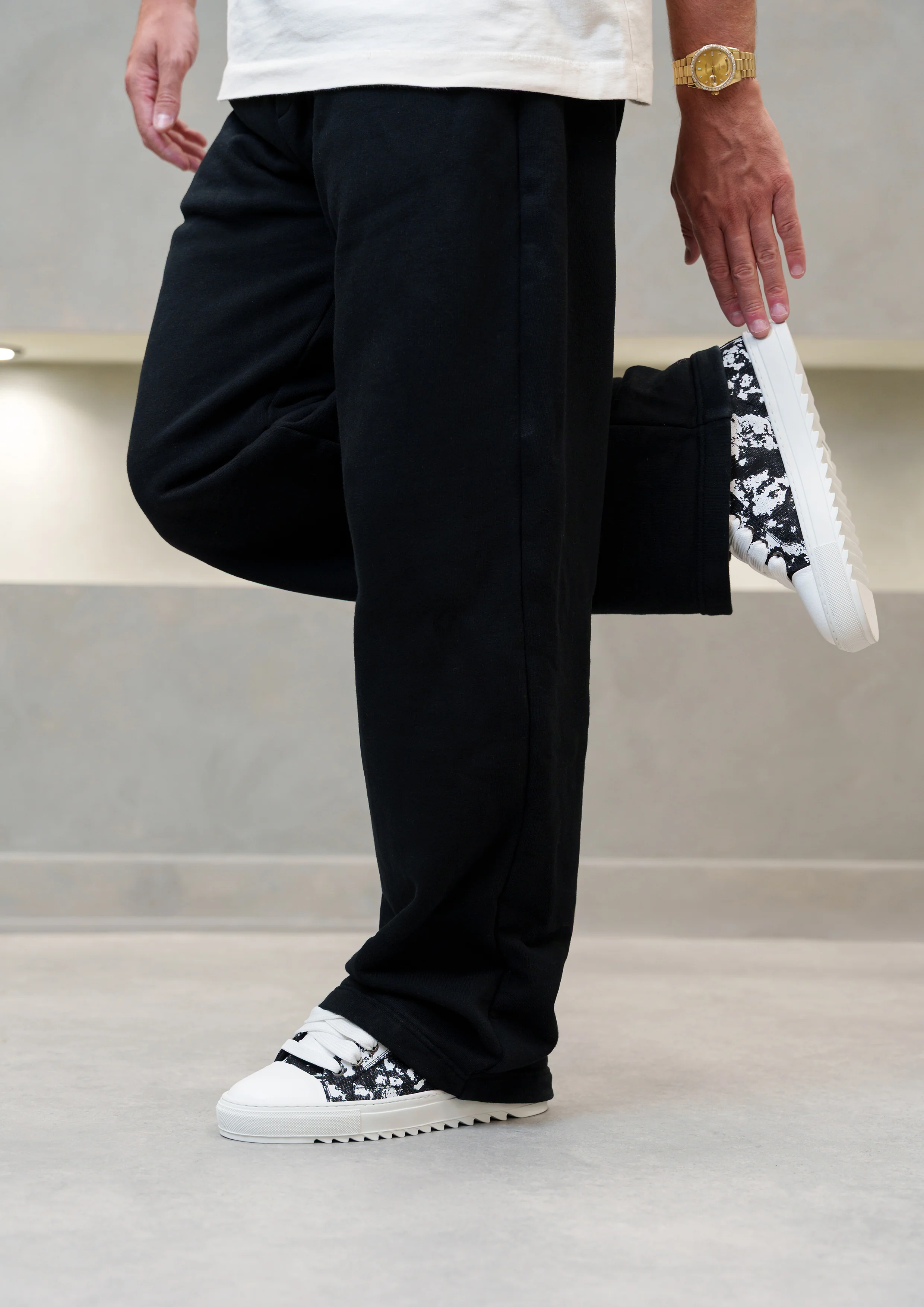 Pigment - Image 4